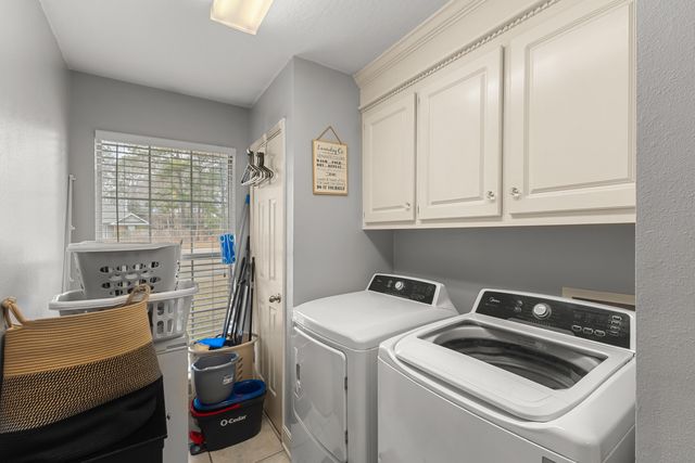 8 Holly Trail, Petal, MS 39465