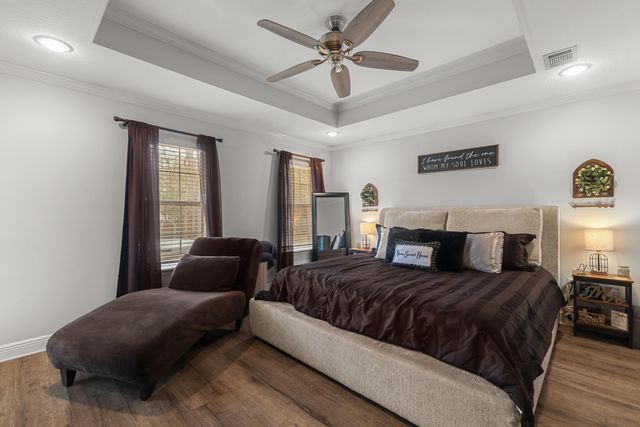 8 Holly Trail, Petal, MS 39465