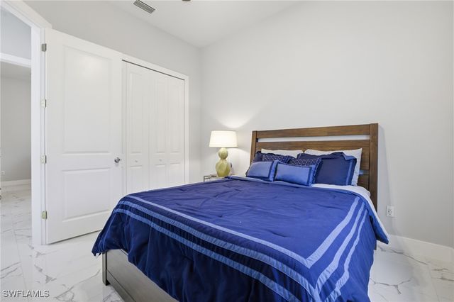 2842 8th AVE NE, Naples, FL 34120