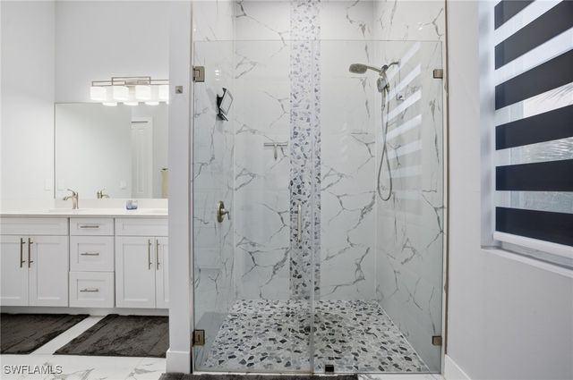 2842 8th AVE NE, Naples, FL 34120