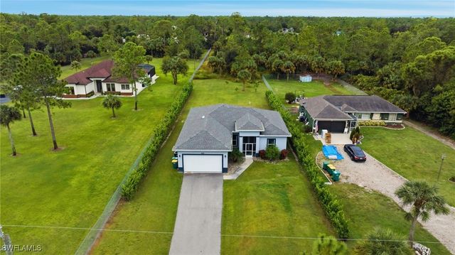 2842 8th AVE NE, Naples, FL 34120