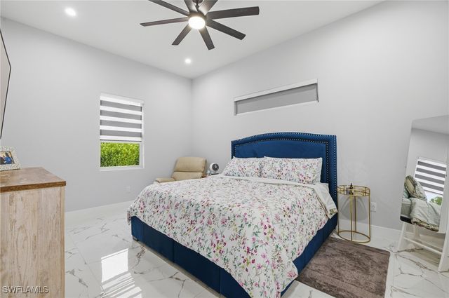 2842 8th AVE NE, Naples, FL 34120