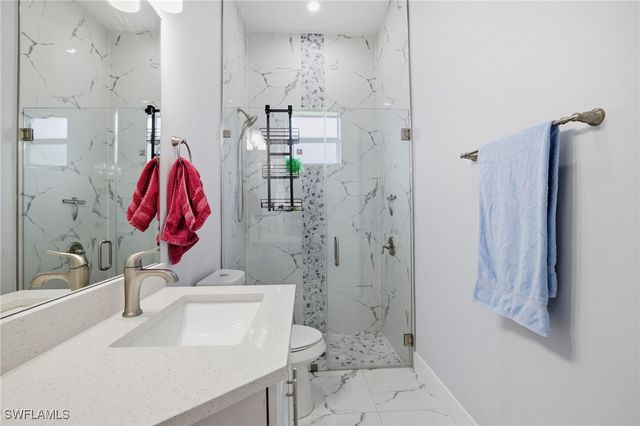 2842 8th AVE NE, Naples, FL 34120