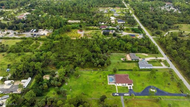 2842 8th AVE NE, Naples, FL 34120