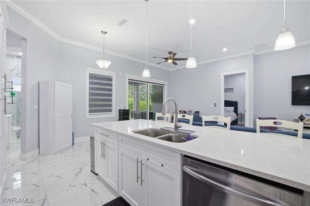 2842 8th AVE NE, Naples, FL 34120