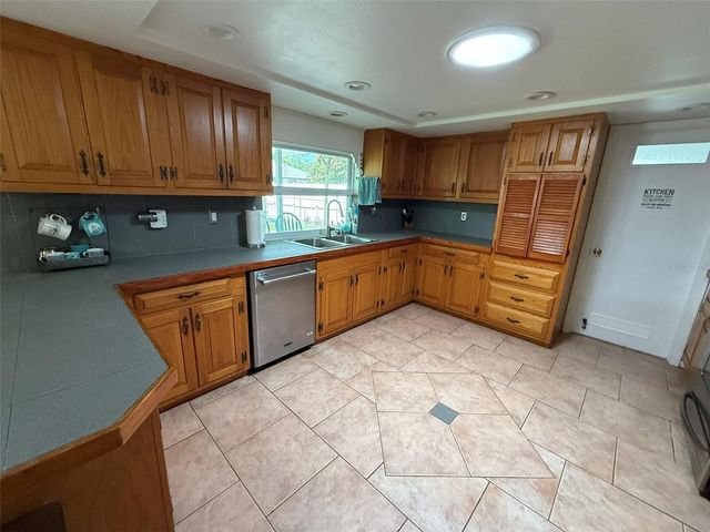 15152 BUSWELL AVENUE, Port Charlotte, FL 33953