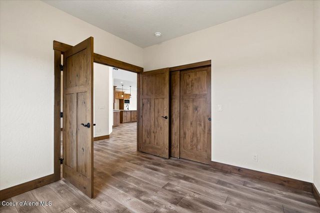 17372 W Kathleen Ave, Hauser, ID 83854