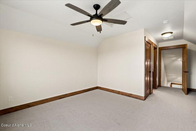 17372 W Kathleen Ave, Hauser, ID 83854