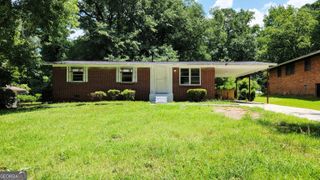 5516 Bryant Boulevard, Morrow, GA 30260
