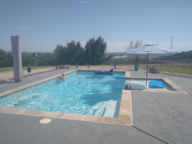 12 Cliff Drive, Mineral Wells, TX 76067