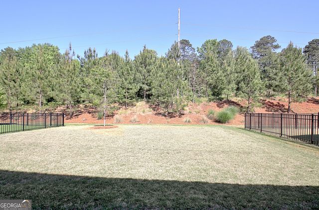 525 Hazelnut Drive, Peachtree City, GA 30269