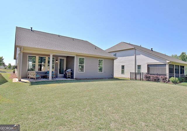 525 Hazelnut Drive, Peachtree City, GA 30269