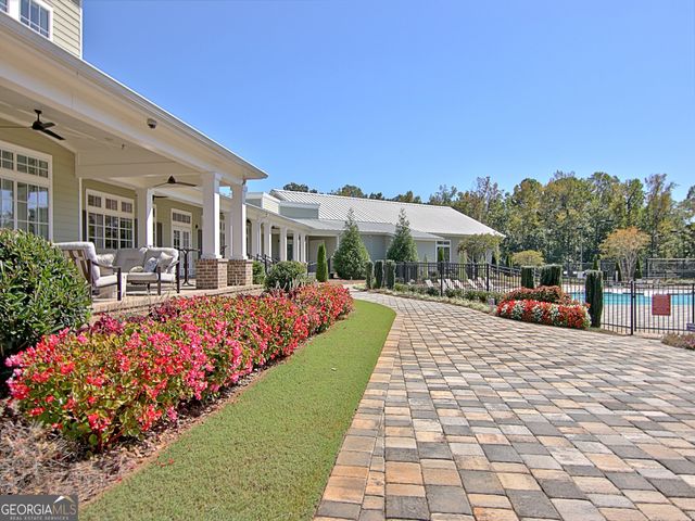 525 Hazelnut Drive, Peachtree City, GA 30269