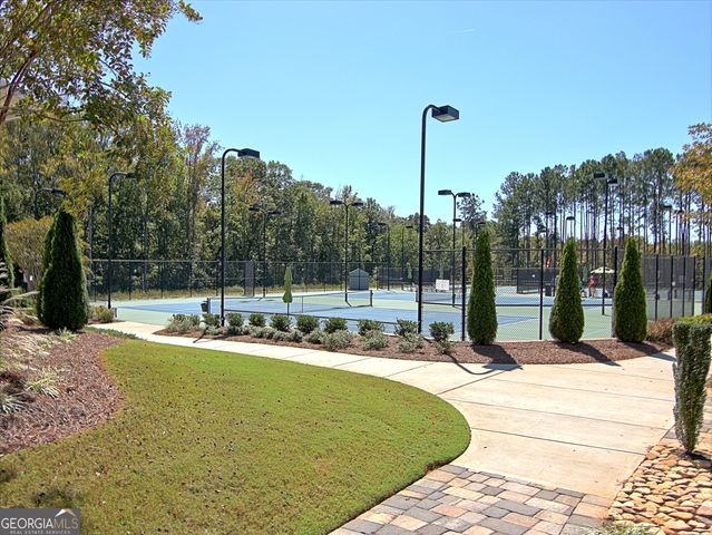 525 Hazelnut Drive, Peachtree City, GA 30269