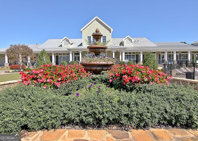 525 Hazelnut Drive, Peachtree City, GA 30269