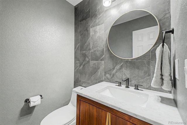 9125 Ironwood Way, Littleton, CO 80129