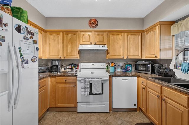 6100 GULFPORT BOULEVARD S 401, Gulfport, FL 33707