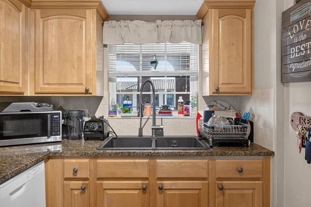 6100 GULFPORT BOULEVARD S 401, Gulfport, FL 33707