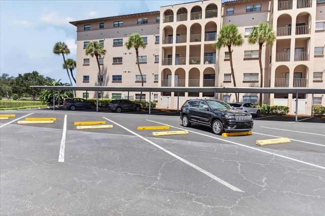 6100 GULFPORT BOULEVARD S 401, Gulfport, FL 33707