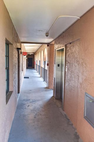 6100 GULFPORT BOULEVARD S 401, Gulfport, FL 33707