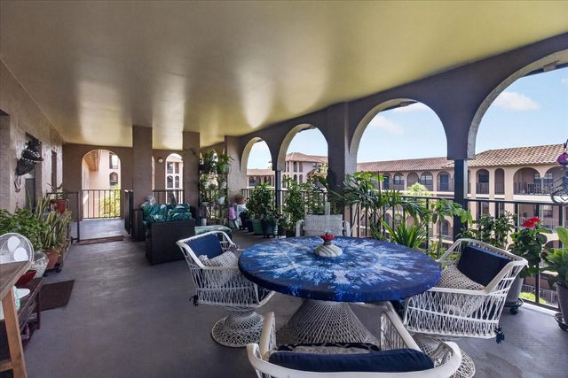 6100 GULFPORT BOULEVARD S 401, Gulfport, FL 33707
