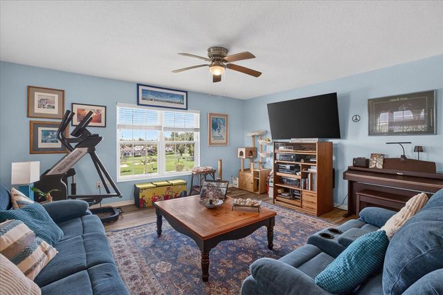6100 GULFPORT BOULEVARD S 401, Gulfport, FL 33707
