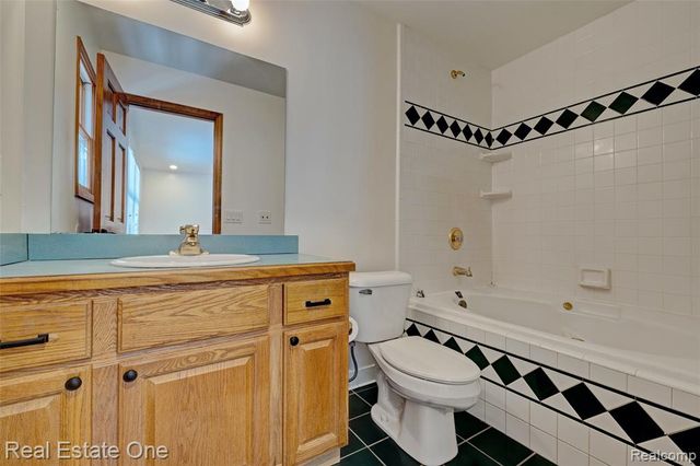 2993 Woodland Drive, Metamora, MI 48455