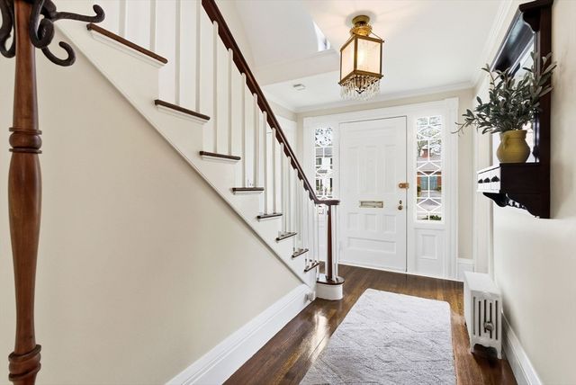 5 Great Rd, Bedford, MA 01730