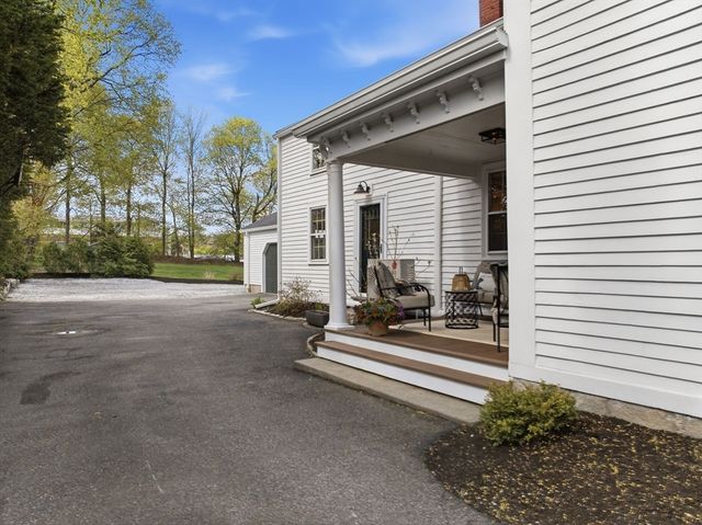 5 Great Rd, Bedford, MA 01730