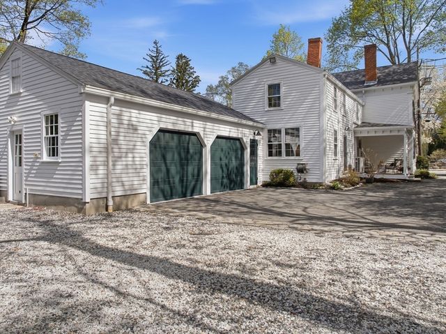 5 Great Rd, Bedford, MA 01730