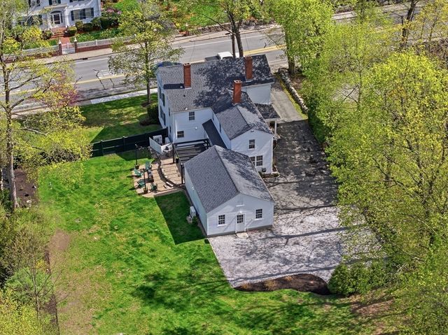 5 Great Rd, Bedford, MA 01730