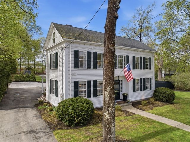 5 Great Rd, Bedford, MA 01730