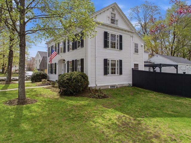 5 Great Rd, Bedford, MA 01730
