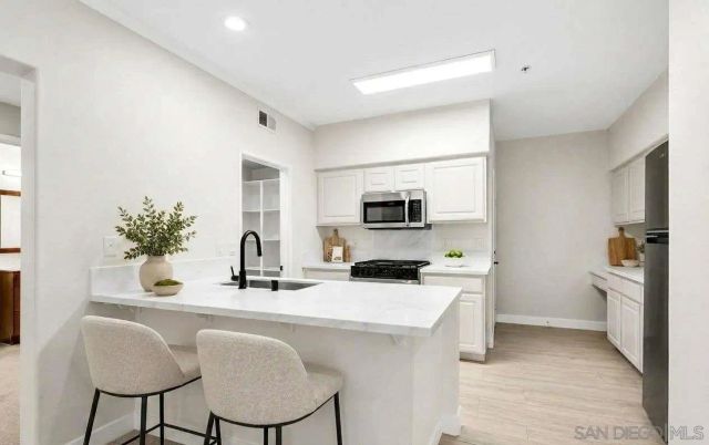 10848 Scripps Ranch Blvd 205, San Diego, CA 92131