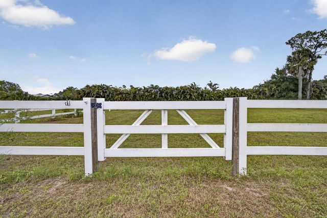2944 A Road, Loxahatchee, FL 33470