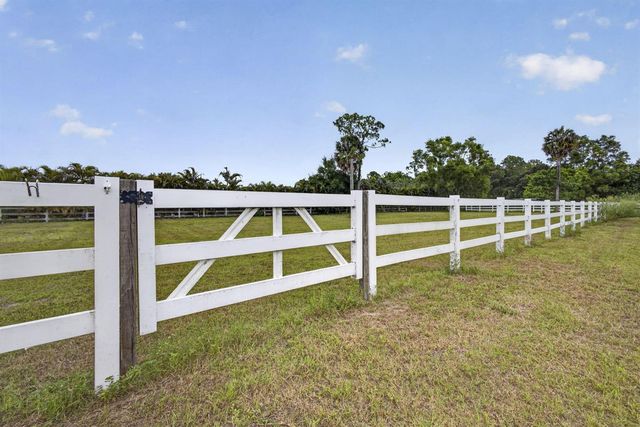 2944 A Road, Loxahatchee, FL 33470
