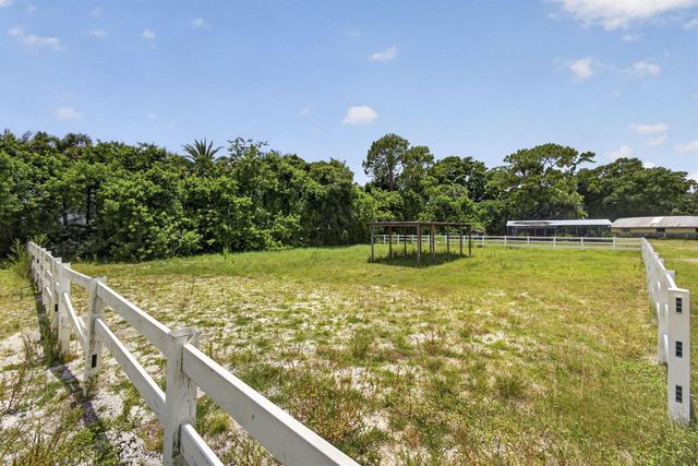 2944 A Road, Loxahatchee, FL 33470