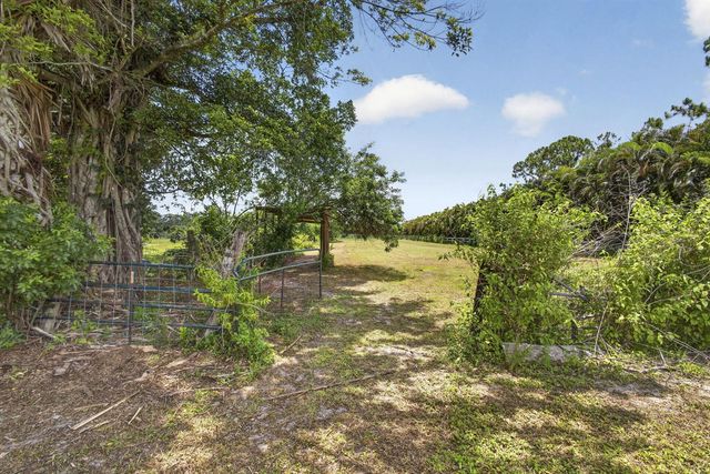 2944 A Road, Loxahatchee, FL 33470