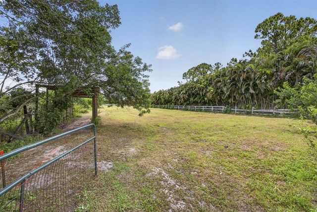 2944 A Road, Loxahatchee, FL 33470