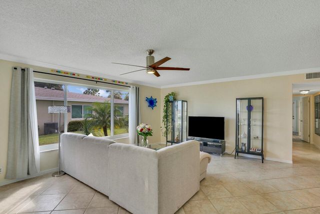 202 High Point Terrace W A, Delray Beach, FL 33445