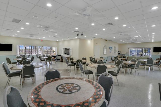 202 High Point Terrace W A, Delray Beach, FL 33445