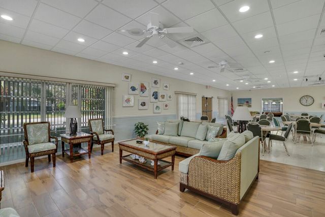 202 High Point Terrace W A, Delray Beach, FL 33445