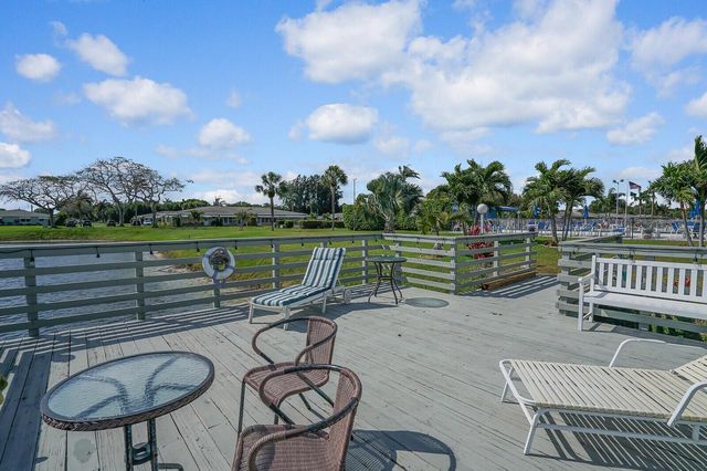 202 High Point Terrace W A, Delray Beach, FL 33445