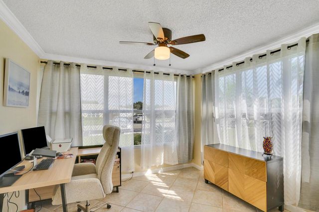 202 High Point Terrace W A, Delray Beach, FL 33445