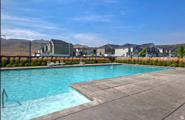 4887 E BREEZY PATCH RD, Eagle Mountain, UT 84005
