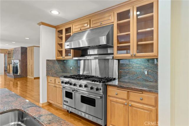 591 Busch Place, Pasadena, CA 91105