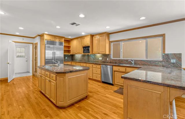 591 Busch Place, Pasadena, CA 91105