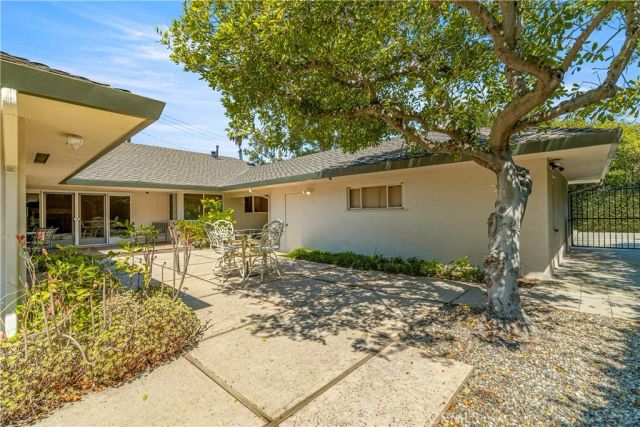 591 Busch Place, Pasadena, CA 91105