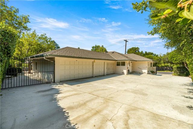 591 Busch Place, Pasadena, CA 91105