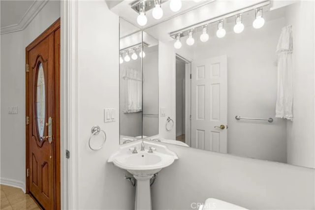 591 Busch Place, Pasadena, CA 91105